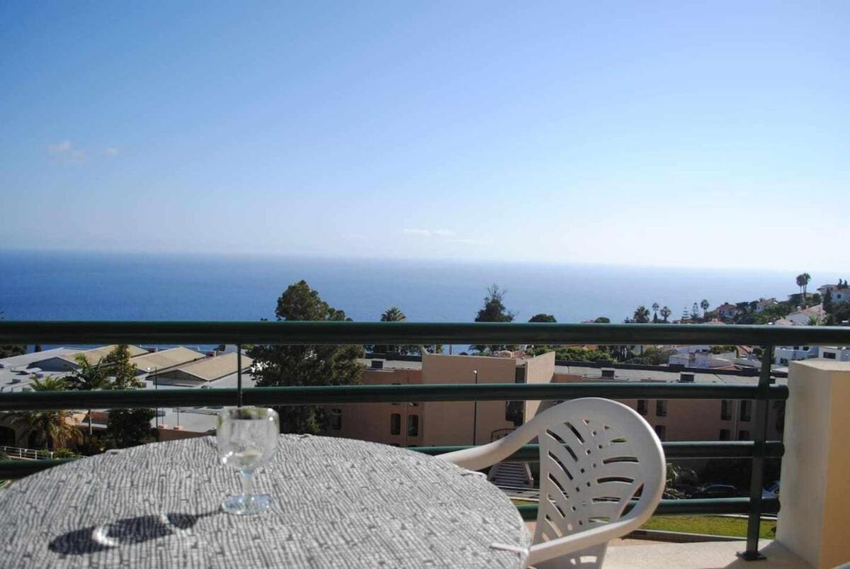 Pia'S Place - Apt With Sea View Canico  Exterior photo